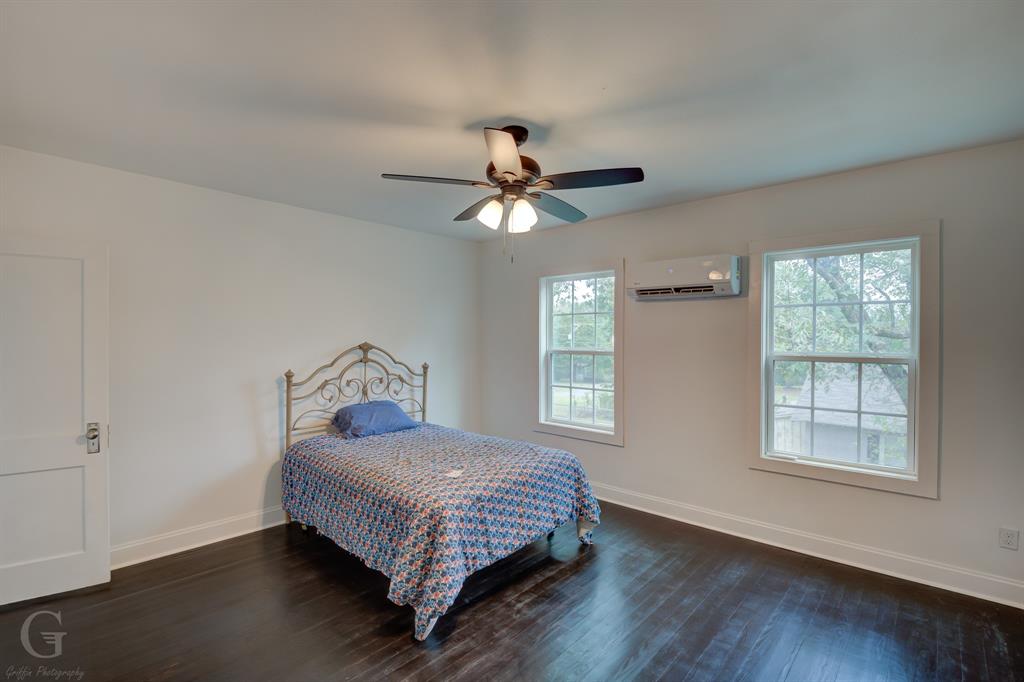 9180 Main Street Property Photo 22