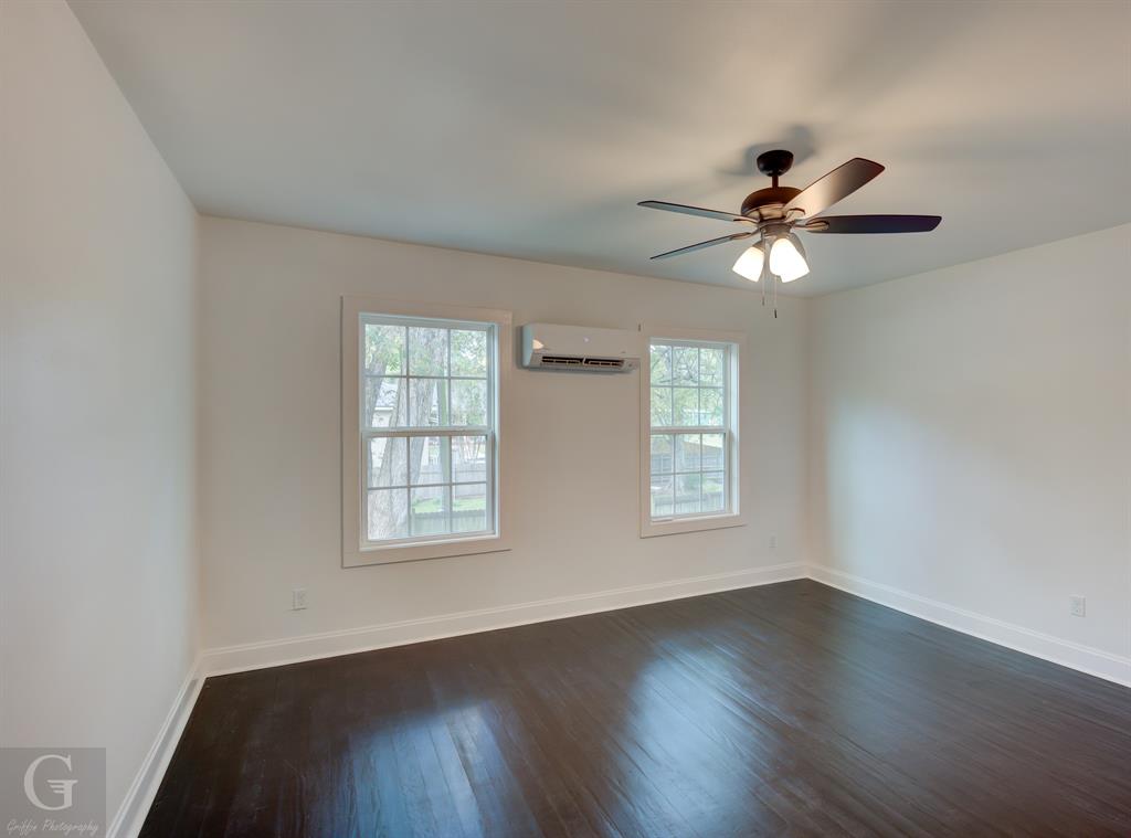 9180 Main Street Property Photo 24