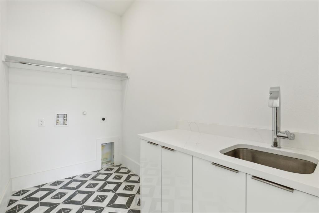 6602 Lockheed Avenue Property Photo 35