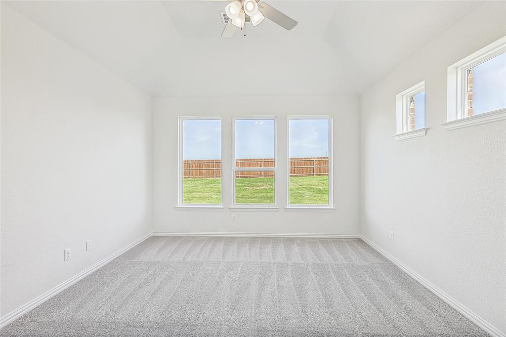 2264 Garnet Drive Property Photo 14