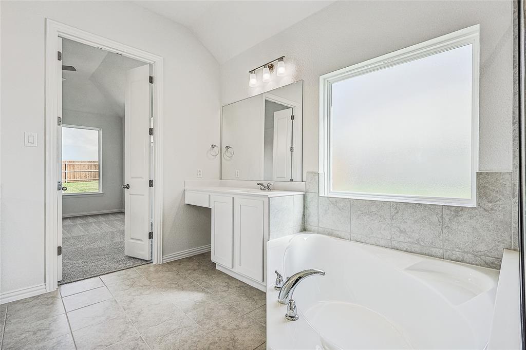 2264 Garnet Drive Property Photo 15