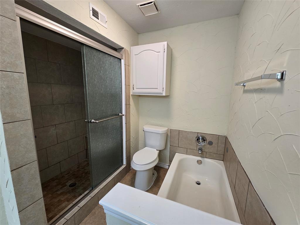 8117 Kensington Drive Property Photo 23