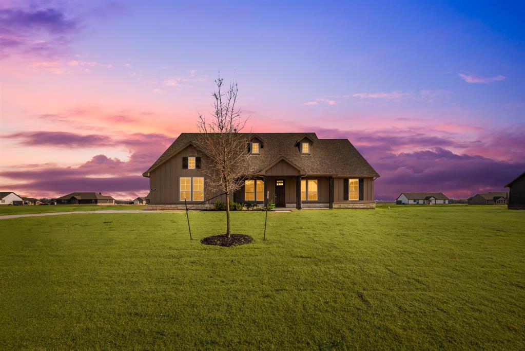 2907 Mossy Oak Drive Property Photo 2