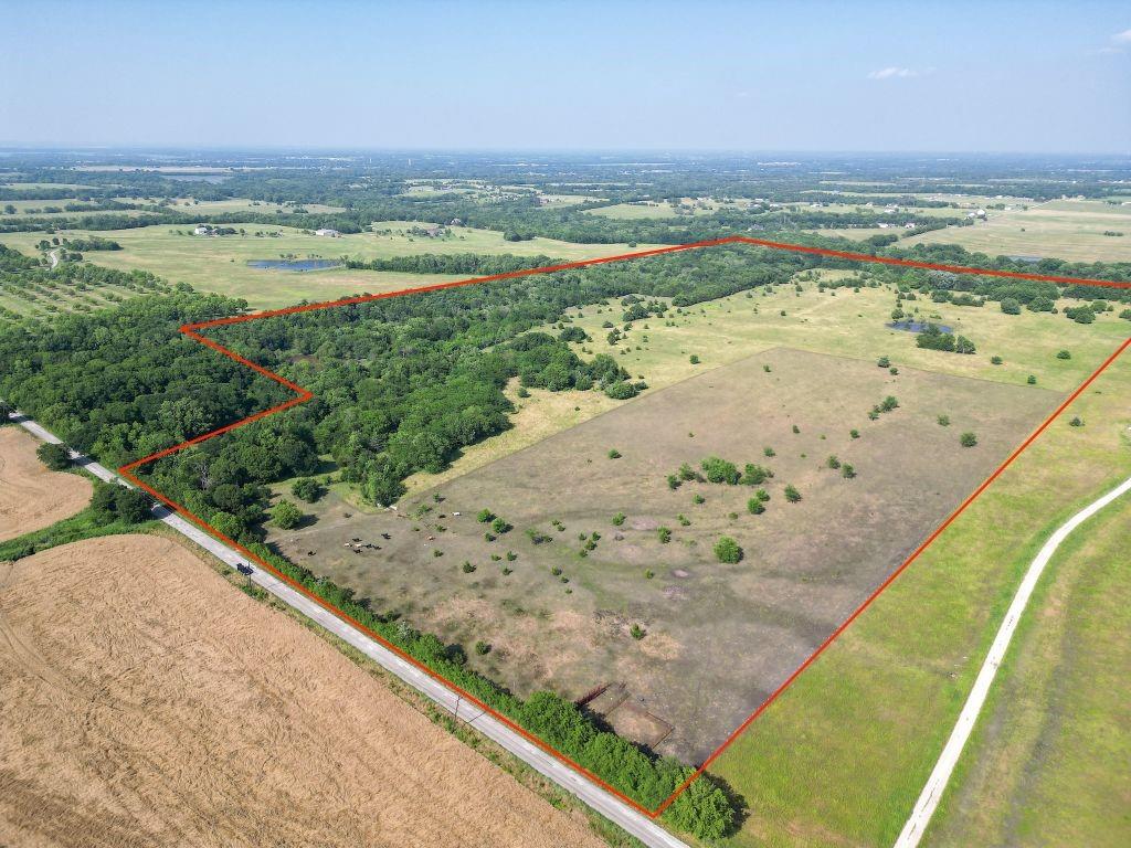 3222 Sears Road Property Photo 8