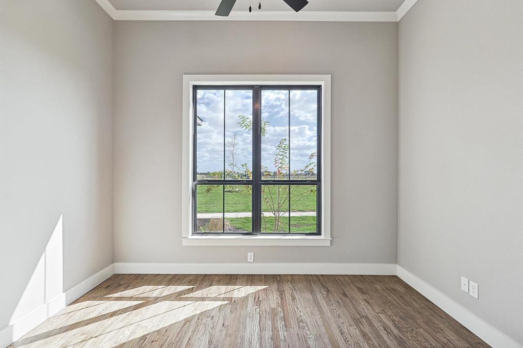 264 Ozro Road Property Photo 8