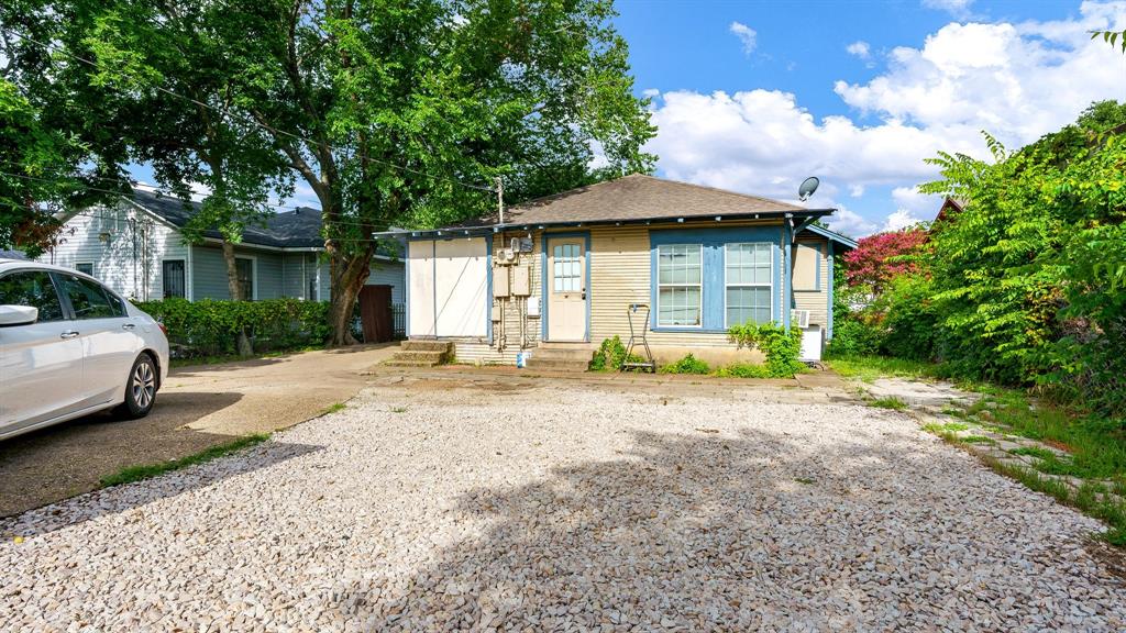 714 S Winnetka Avenue Property Photo 15
