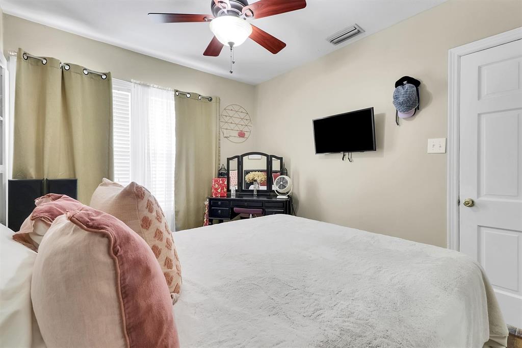 600 Bryson Street Property Photo 15
