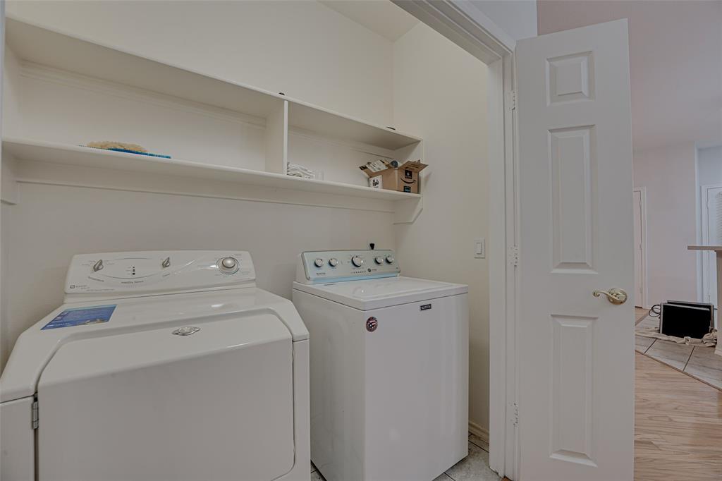 102 Royal Crest Court Property Photo 11