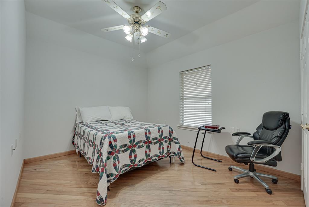 102 Royal Crest Court Property Photo 13