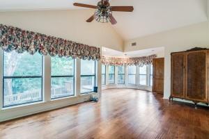 5827 Brushy Creek Trail Property Photo 8