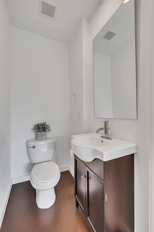 2608 Museum Way Property Photo 12