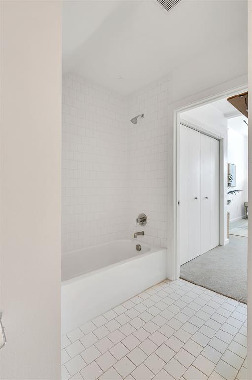 2608 Museum Way Property Photo 15