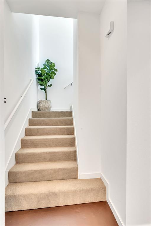 2608 Museum Way Property Photo 16
