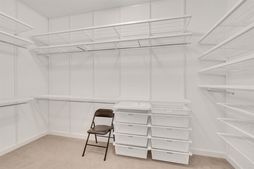 2608 Museum Way Property Photo 23