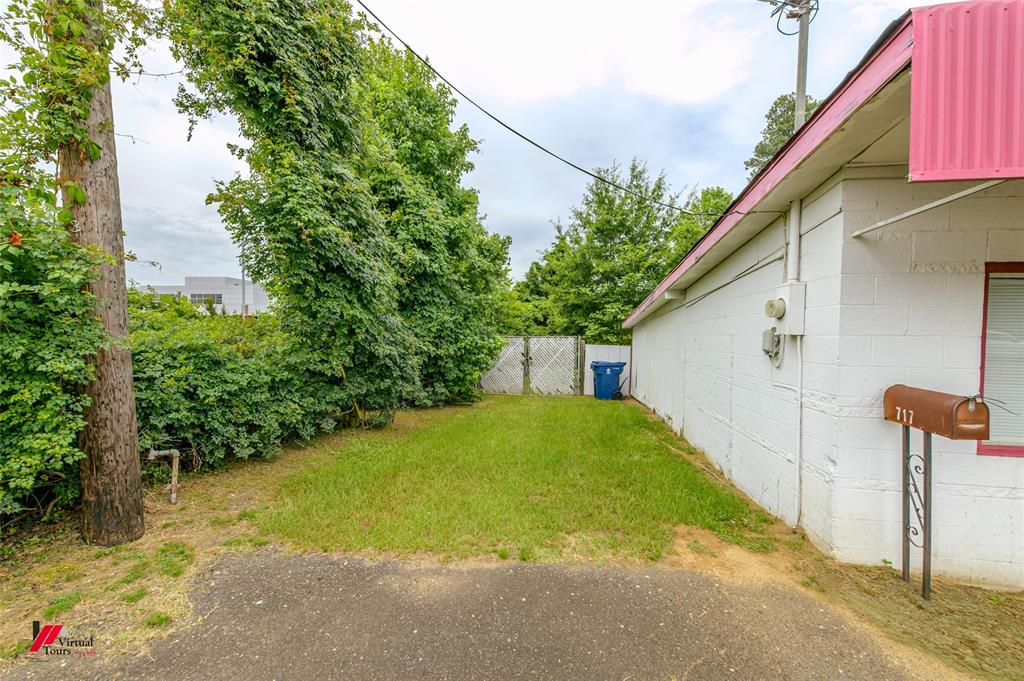 713 S Pine Street Property Photo 26