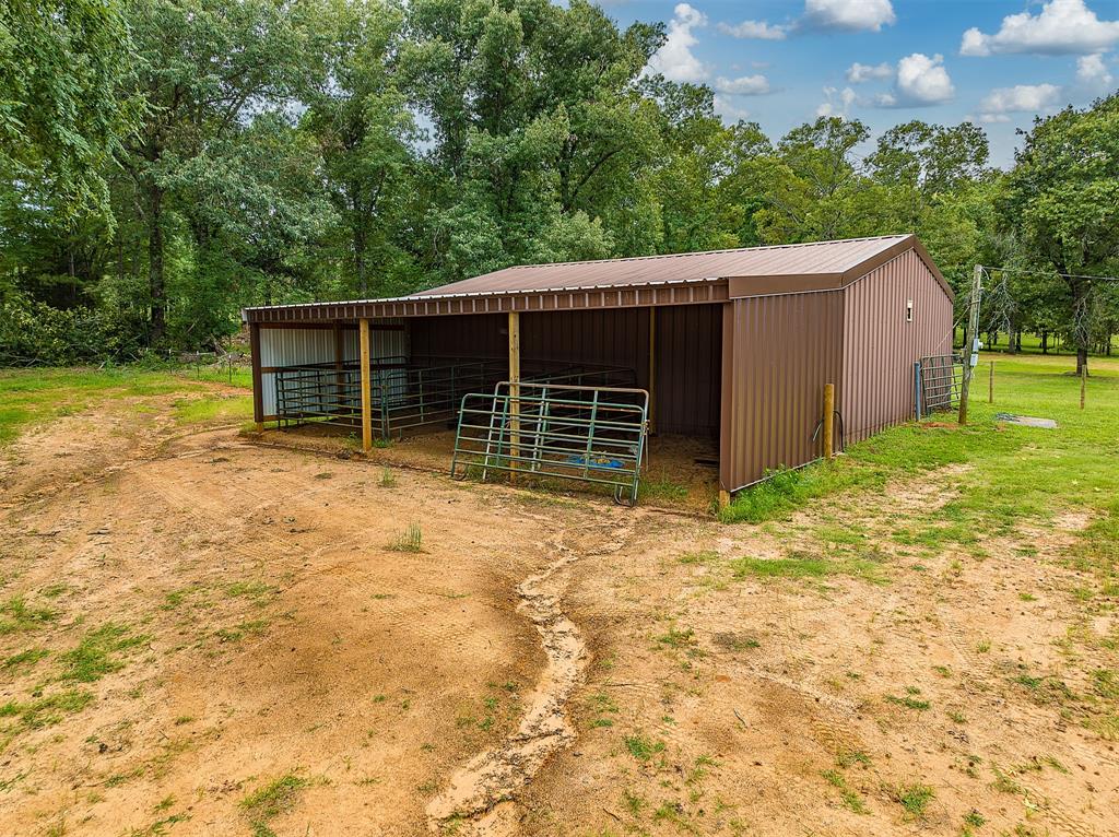 20850 County Road 4226 Property Photo 21