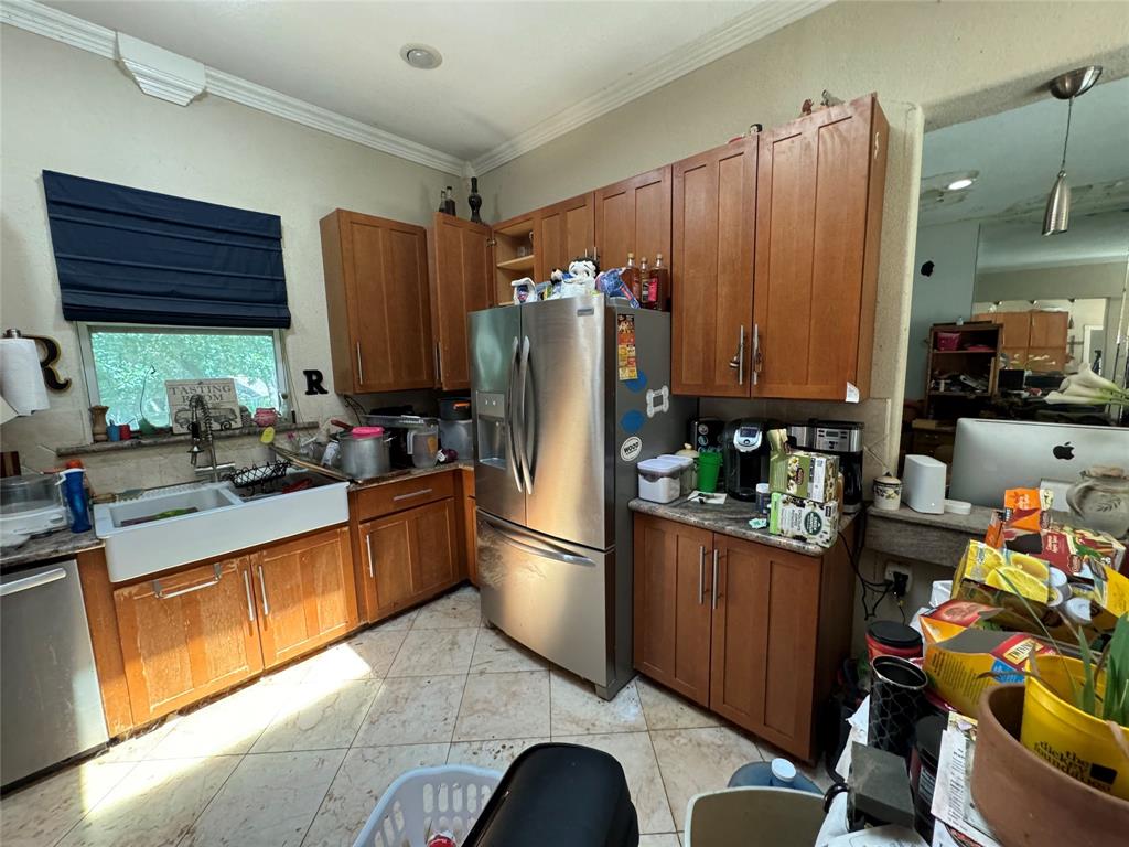 3002 Clear Lake Court Property Photo 2