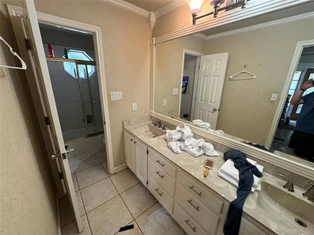 3002 Clear Lake Court Property Photo 10