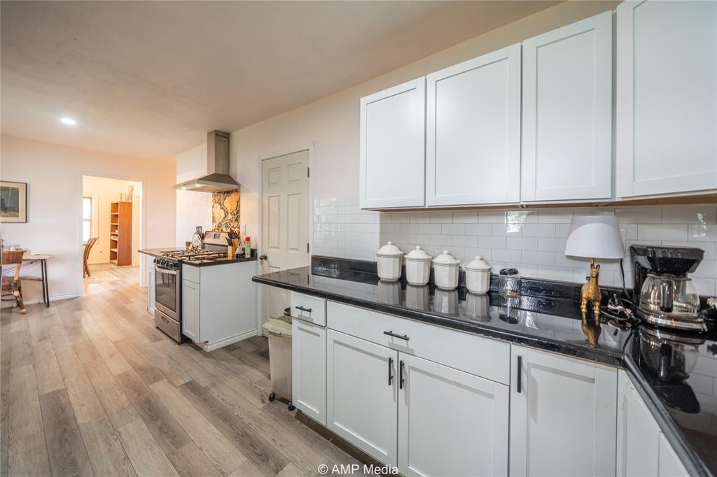 1408 Columbia Street Property Photo 4