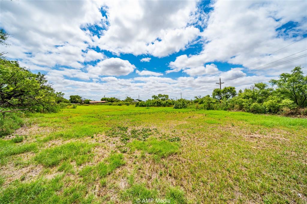 1408 Columbia Street Property Photo 5