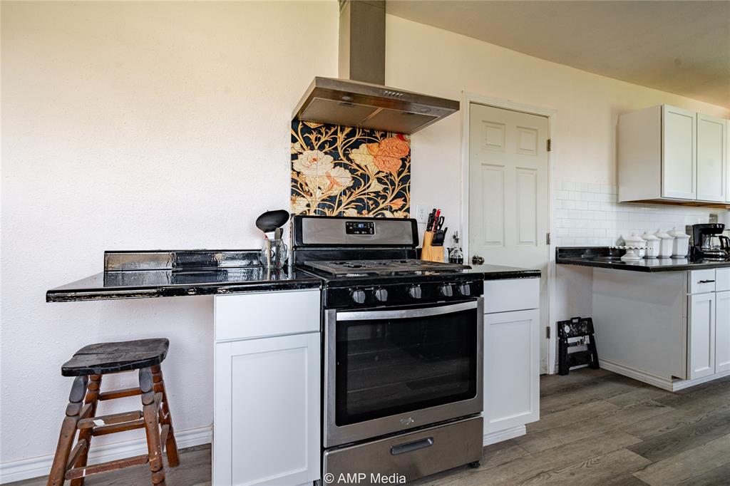 1408 Columbia Street Property Photo 14