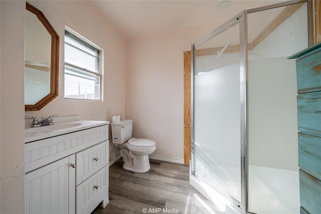 1408 Columbia Street Property Photo 22
