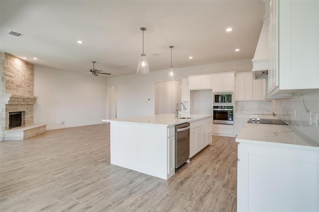 2488 Timber Hills Drive Property Photo 12