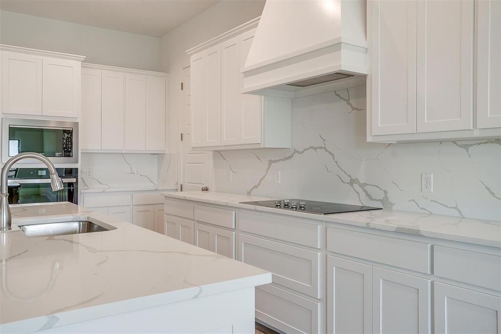 2488 Timber Hills Drive Property Photo 13