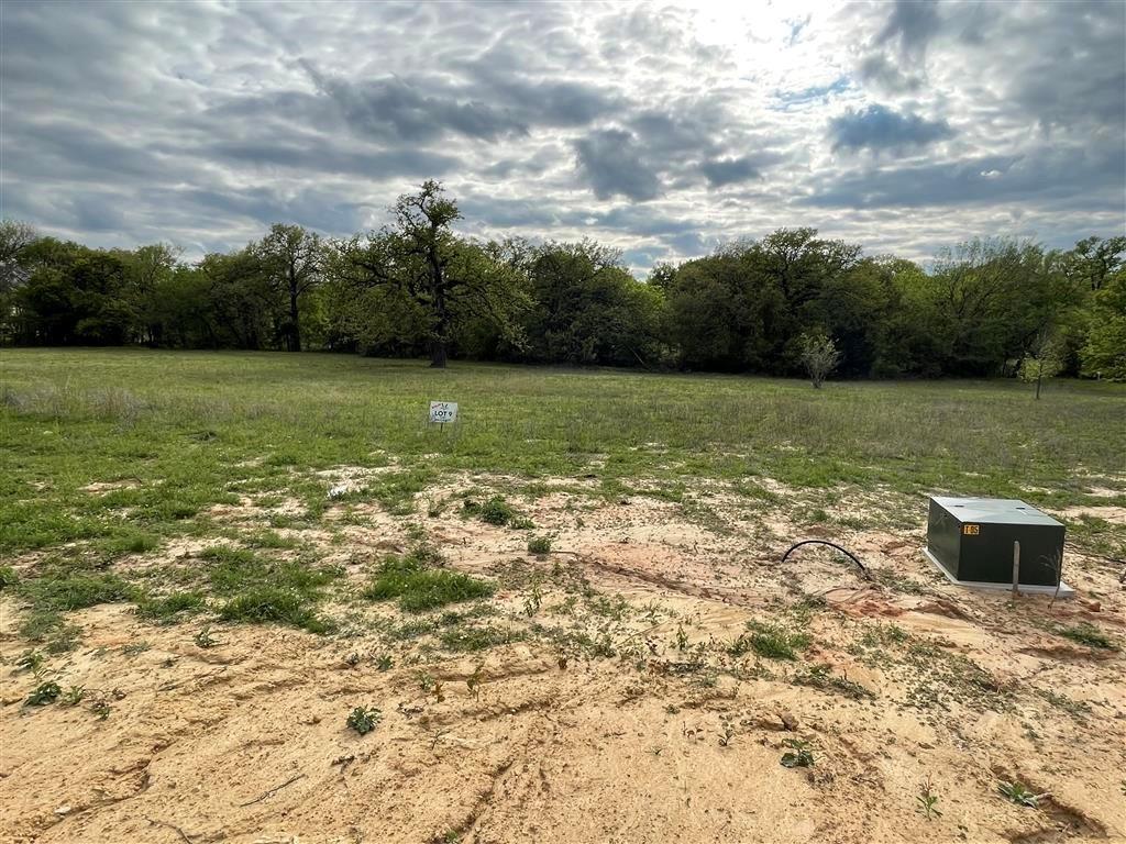 1037 Gonzollas Road Property Photo 23