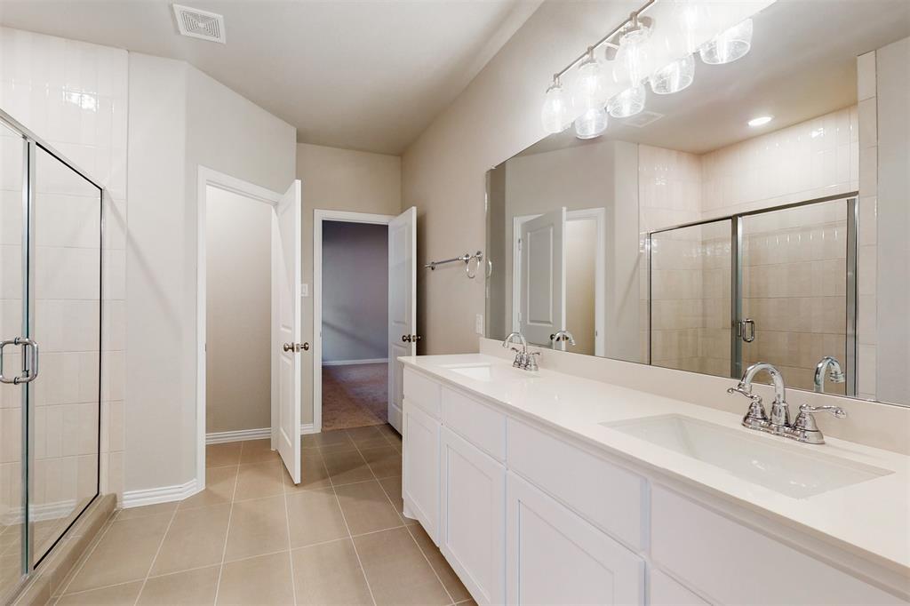 1140 South Hill Drive Property Photo 5