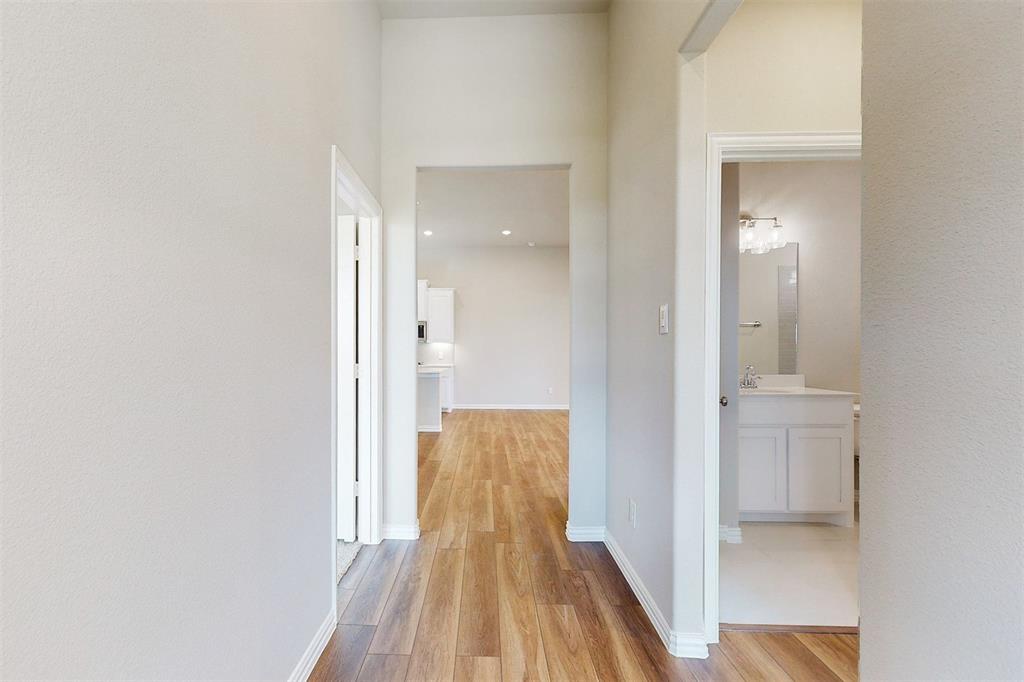 1140 South Hill Drive Property Photo 8
