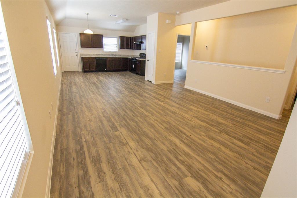 3961 Tarpon Springs Drive Property Photo 1