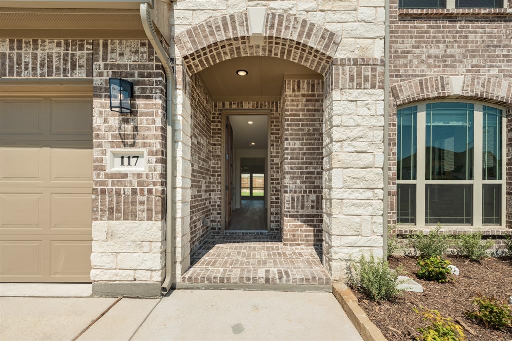 117 Verbena Ridge Drive Property Photo 3