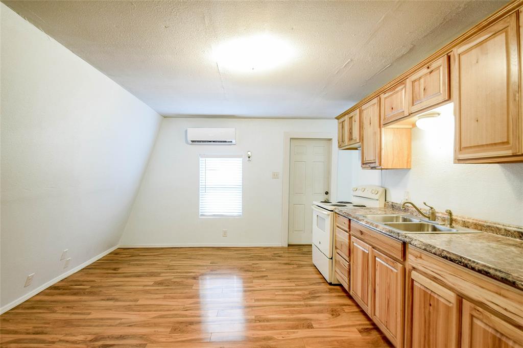 1701 Smokehouse Road Property Photo 13