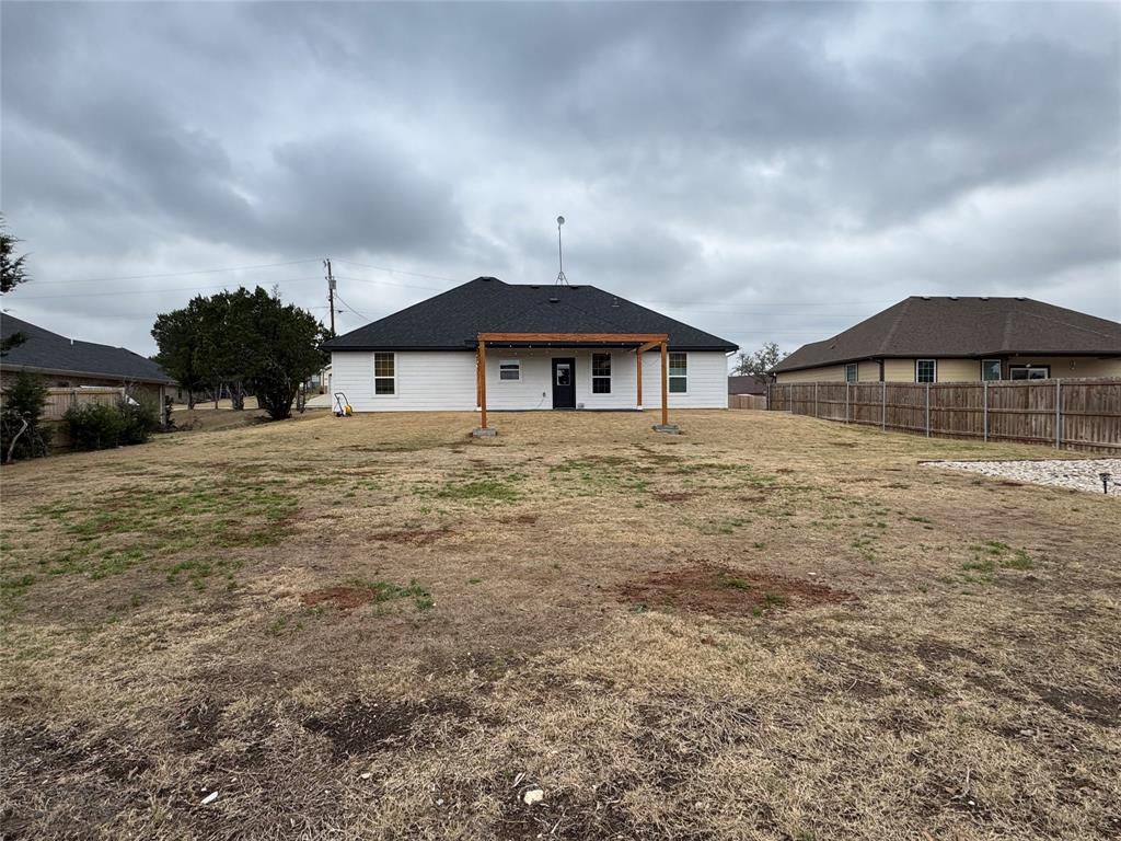 2813 Catfish Court Property Photo 5