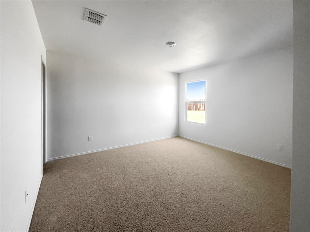 5324 Finbrooke Drive Property Photo 3