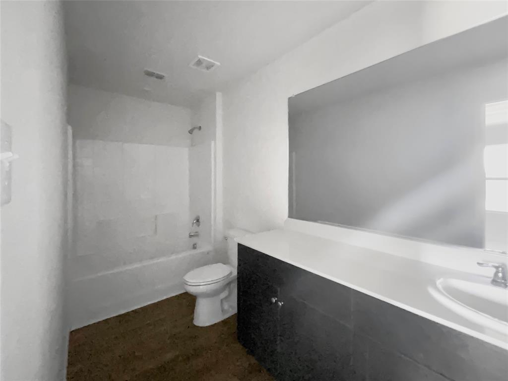 5324 Finbrooke Drive Property Photo 5
