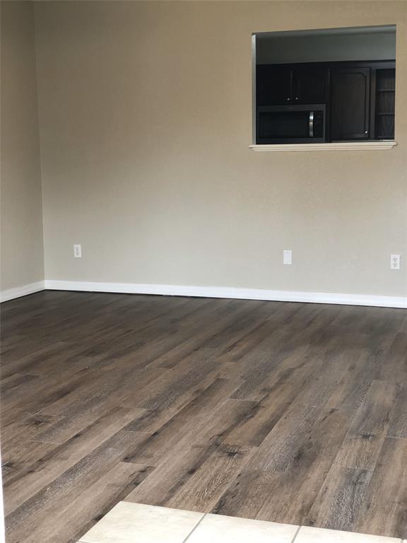 1821 N Alexander Street Property Photo 3