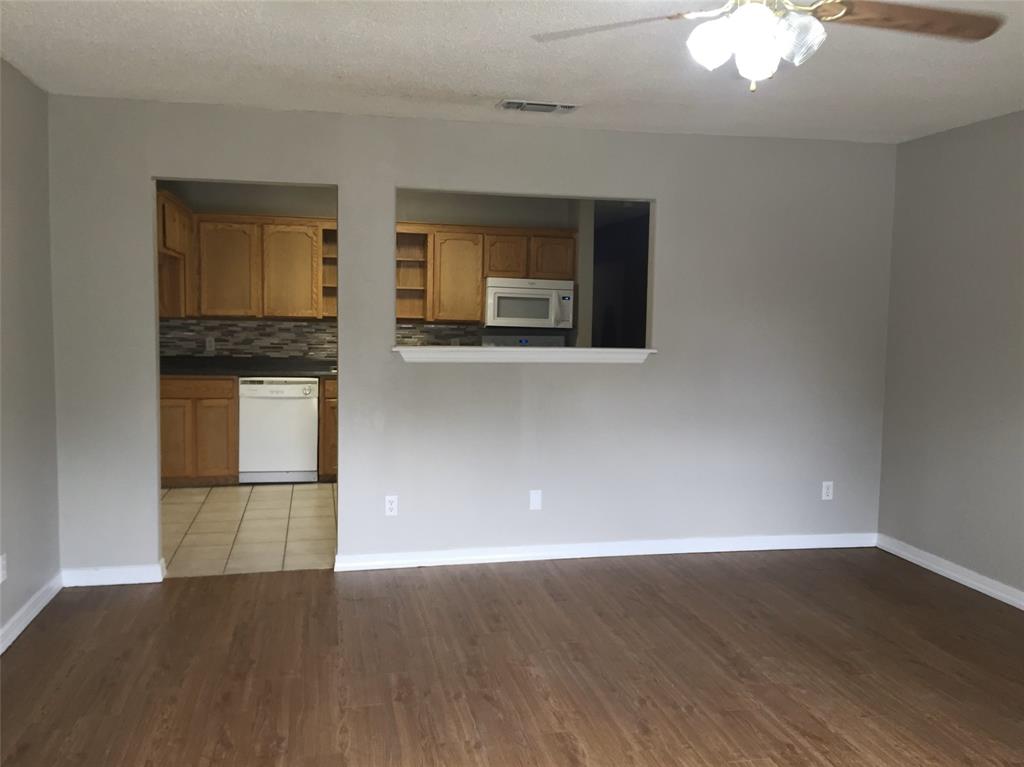 1821 N Alexander Street Property Photo 8