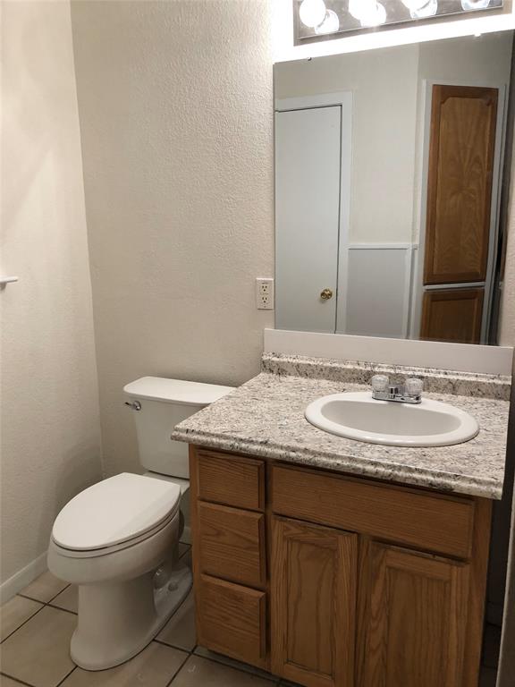 1821 N Alexander Street Property Photo 12