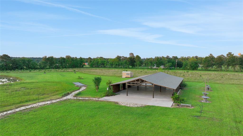 105 County Road 2239 Property Photo 17