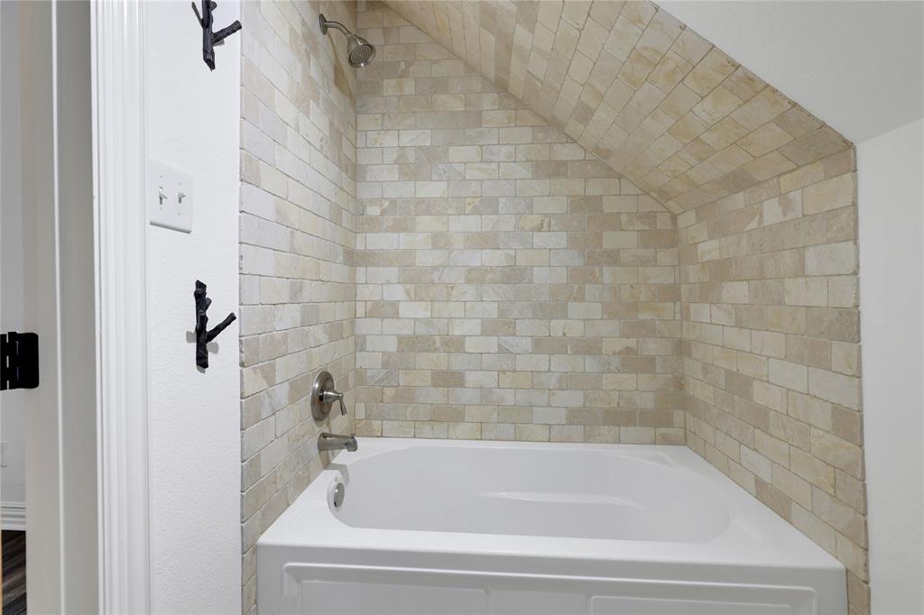 105 County Road 2239 Property Photo 20