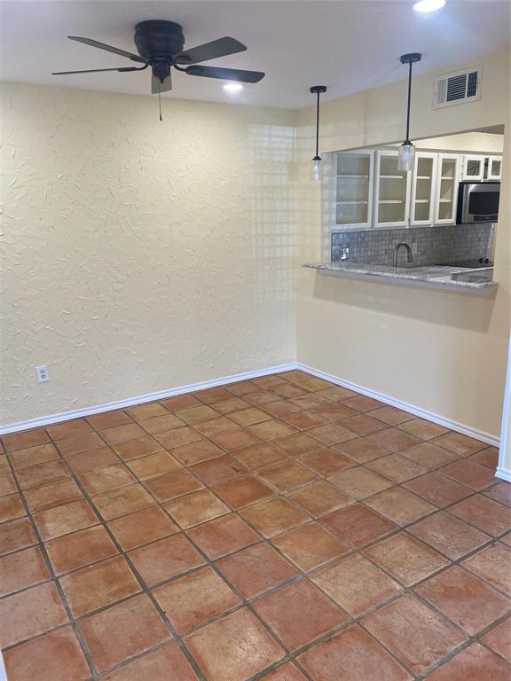 639 St Paul Drive Property Photo 10