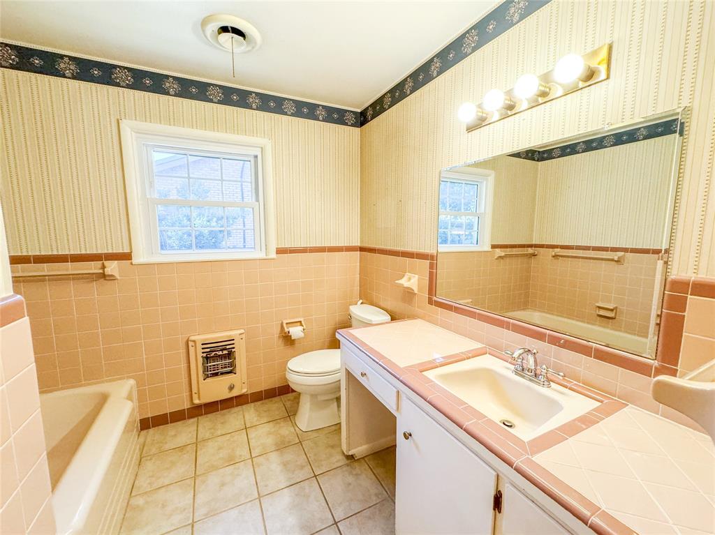 1802 N Avenue F Property Photo 21
