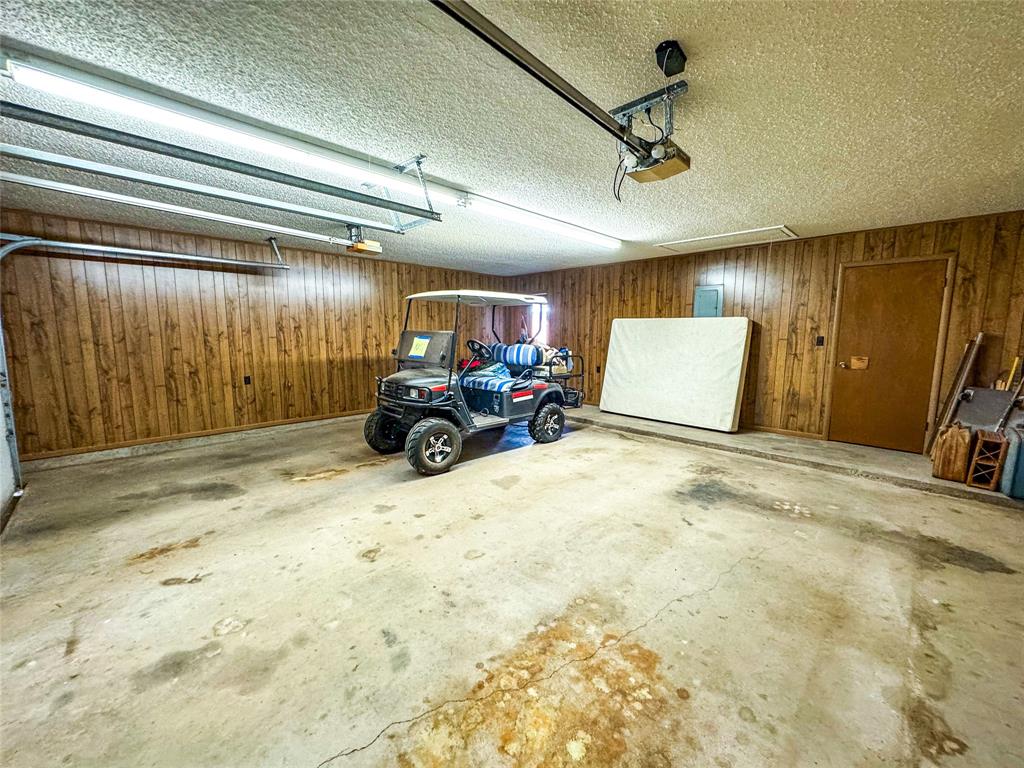 1802 N Avenue F Property Photo 34