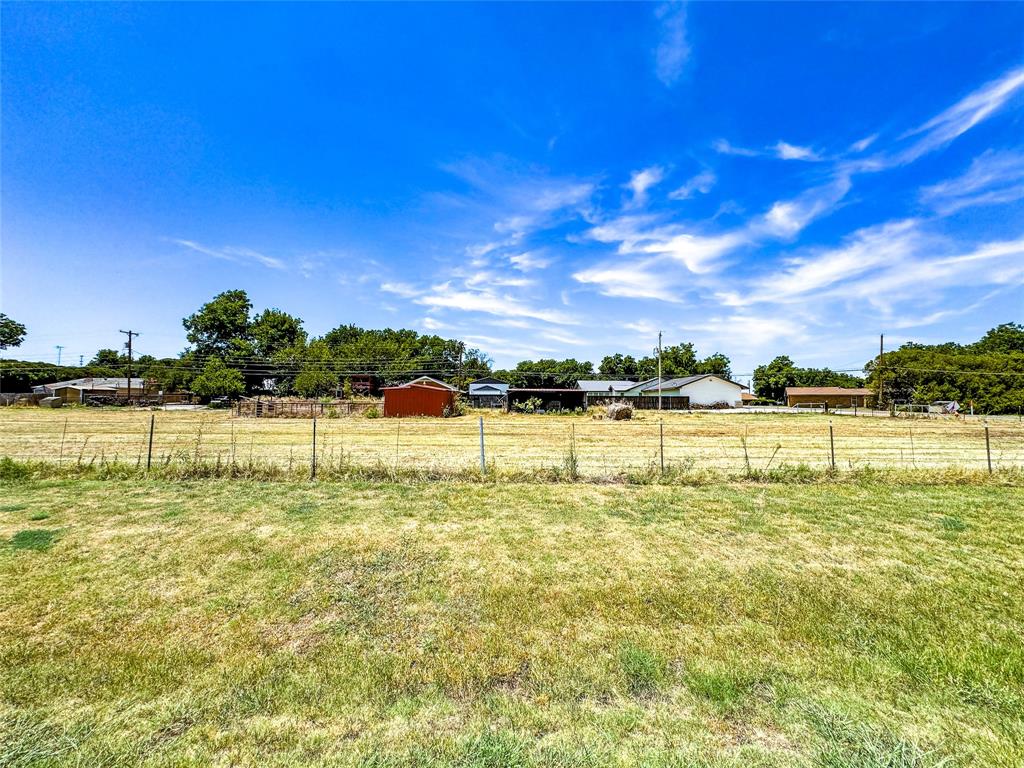 1802 N Avenue F Property Photo 37