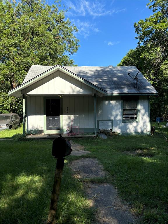2607 Locust Street Property Photo