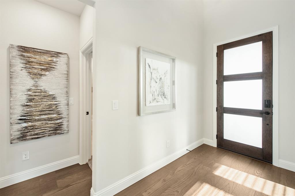 2204 Rio Piedra Drive Property Photo 5
