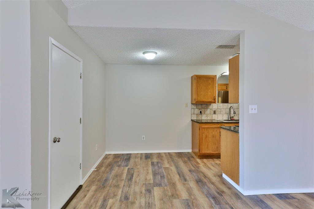 6022 Duchess Avenue Property Photo 7