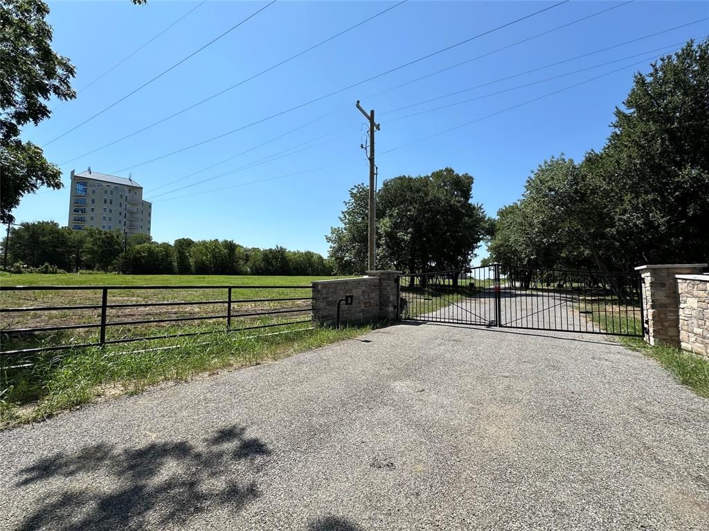 Lot 9, 1036 Waters Edge Drive Property Photo 1